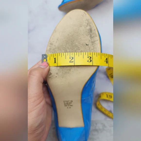 🥳SALE!🥳AJ Valenci blue heels - Picture 9 of 16